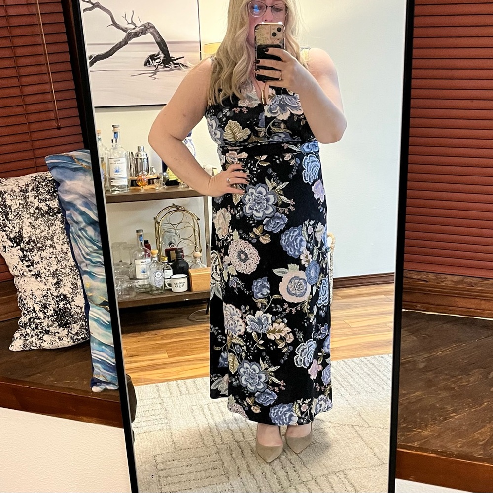 NWT Rabbit Rabbit Rabbit Navy Floral Maxi Dress blue pink sleeveless V-neck Sz 8